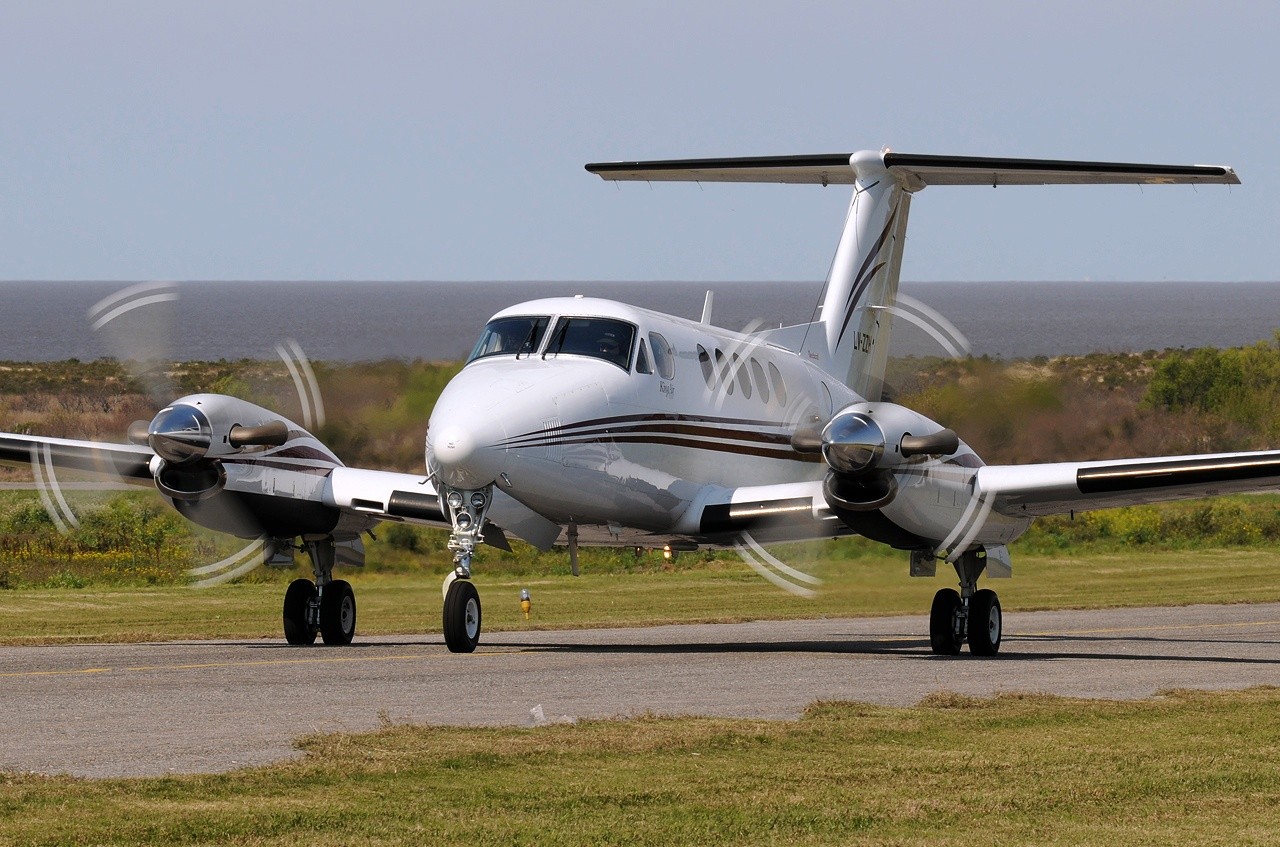 Image of Beech King Air 200 1