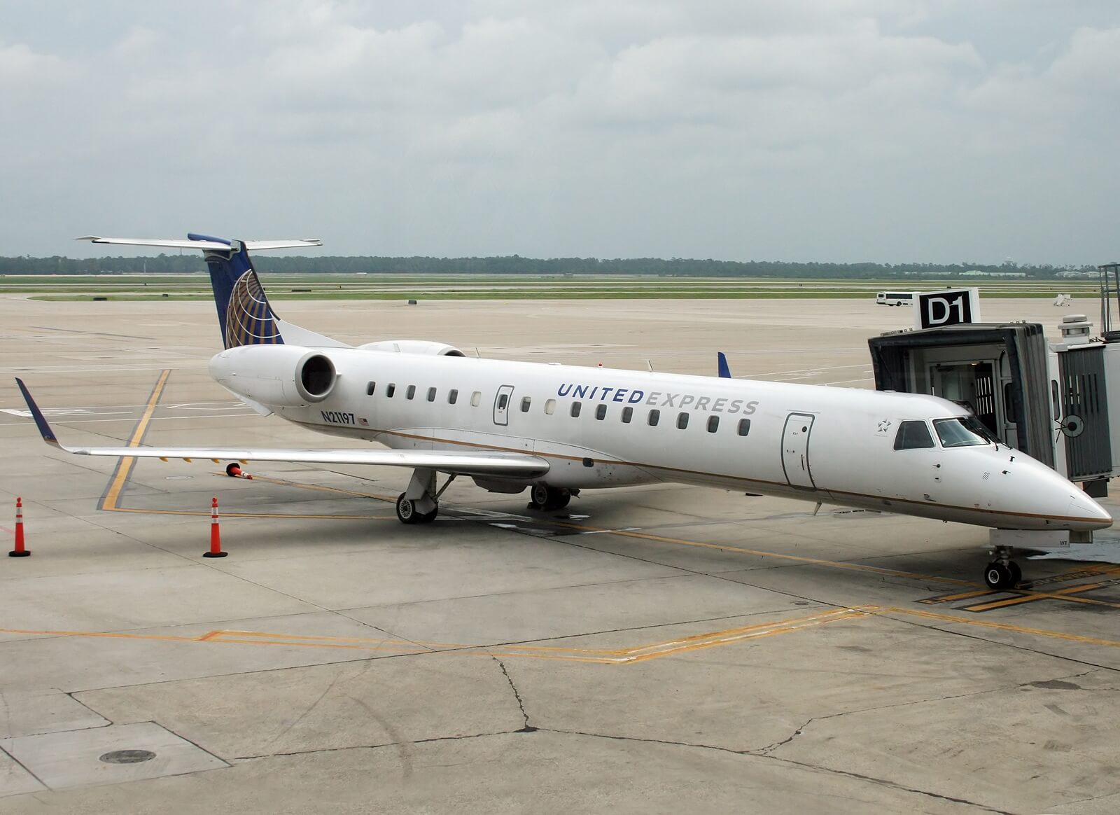Image of Embraer ERJ-145XR 1