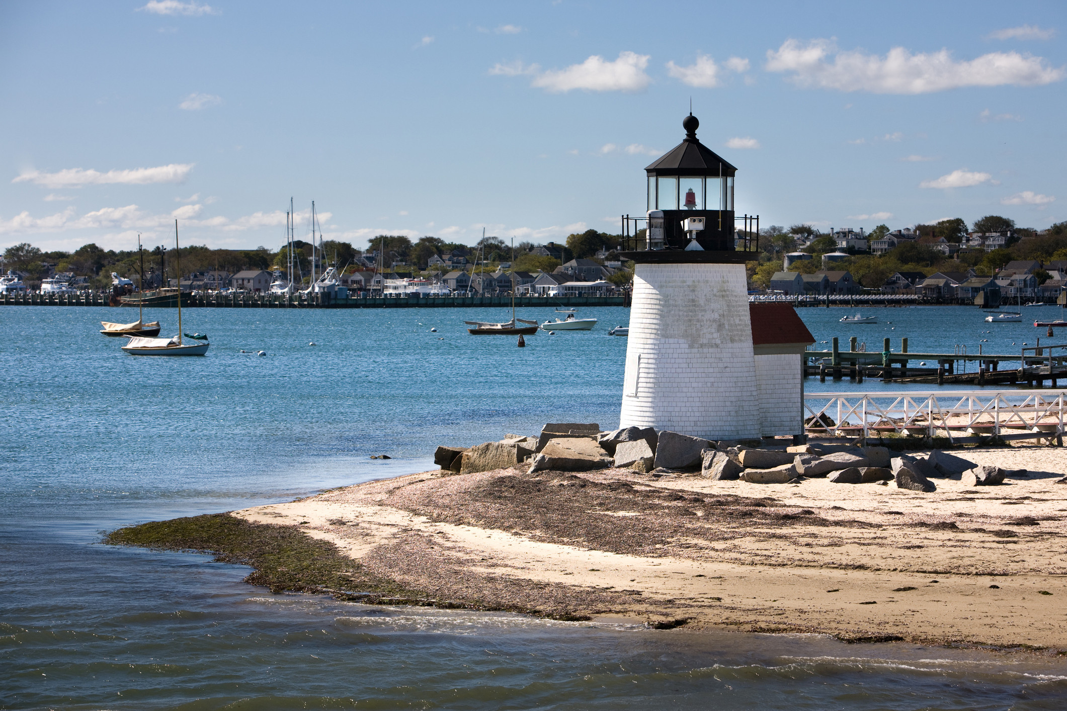Image of Approaching Brant Point Light