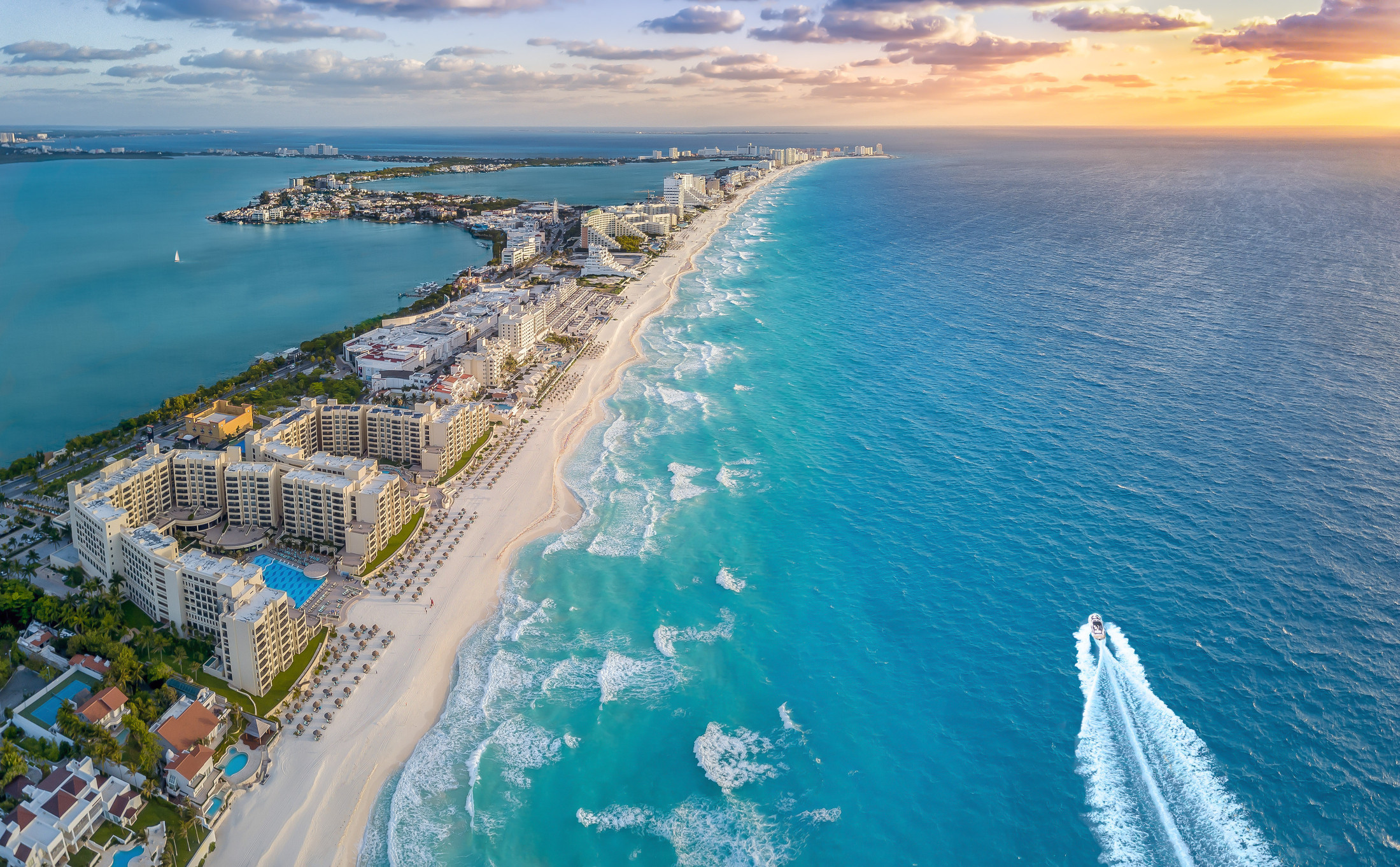 Image of Cancun Private Jet Flights 1