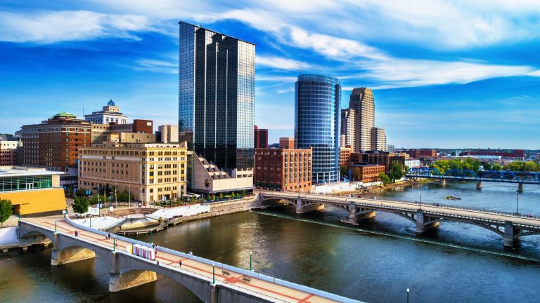Grand Rapids Private Jet Flights