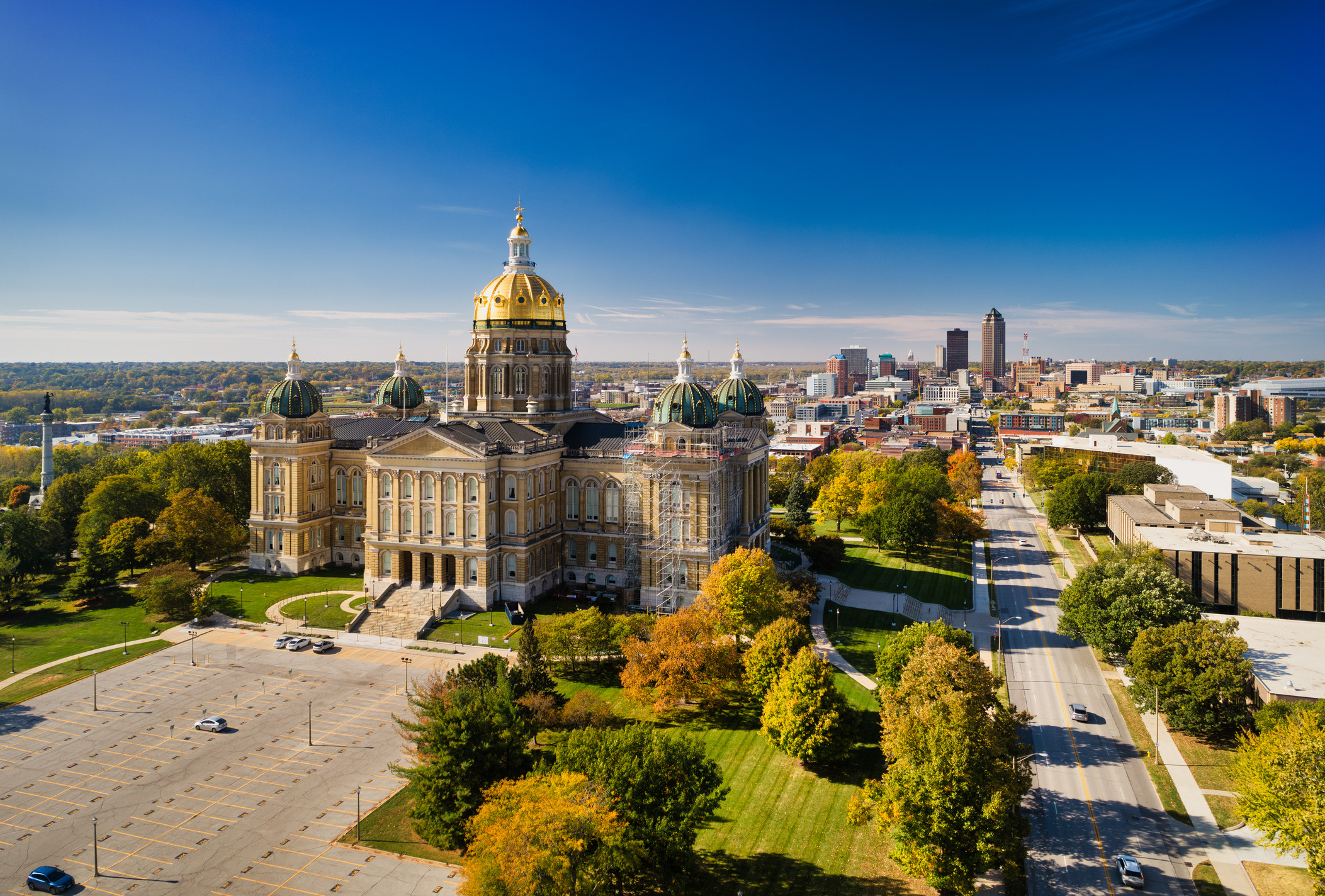 Image of Iowa State Capitol And Des Moines Skyline