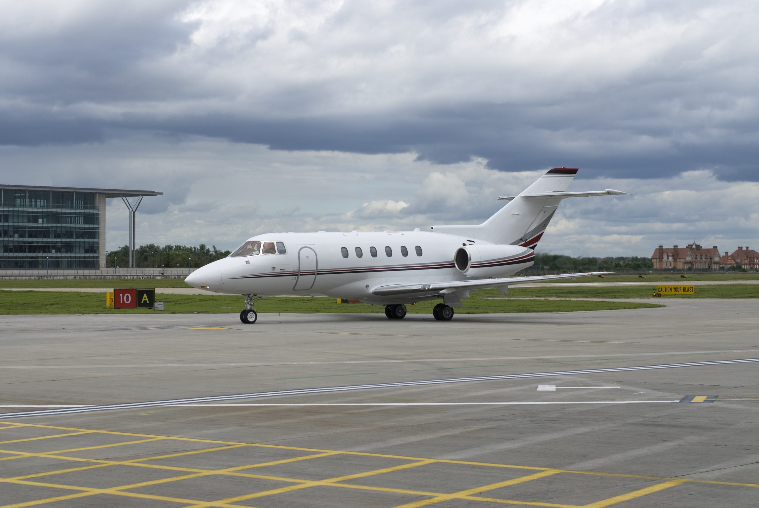 Image of Newark Private Jet Prices Scaled