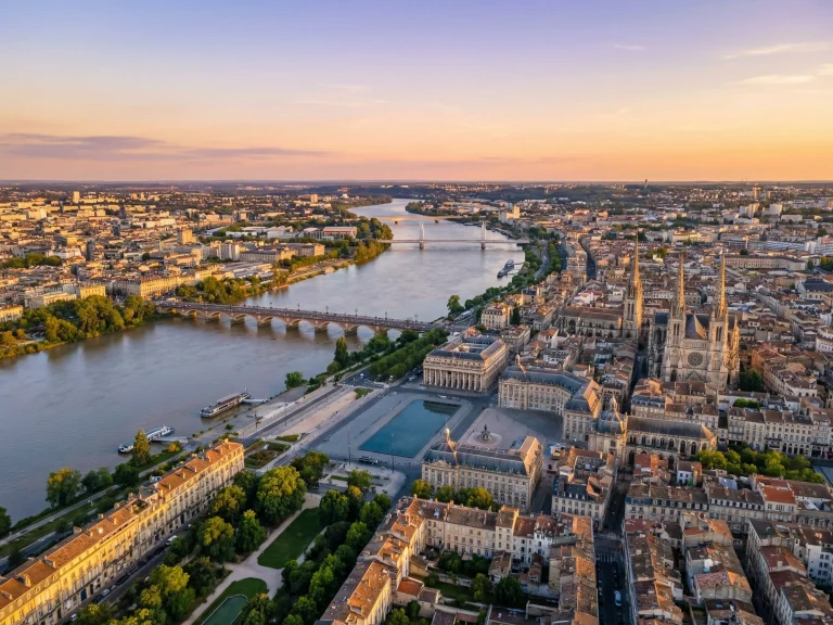 Bordeaux and London Private Jet Flights