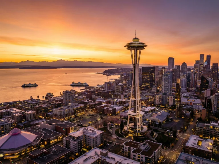 Seattle and Los Angeles Private Jet Flights